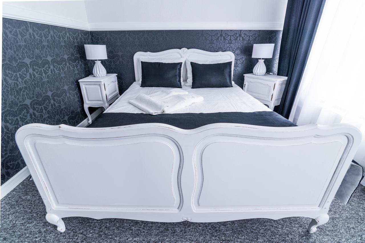 Premium - Bed & Breakfast Malbork Buitenkant foto